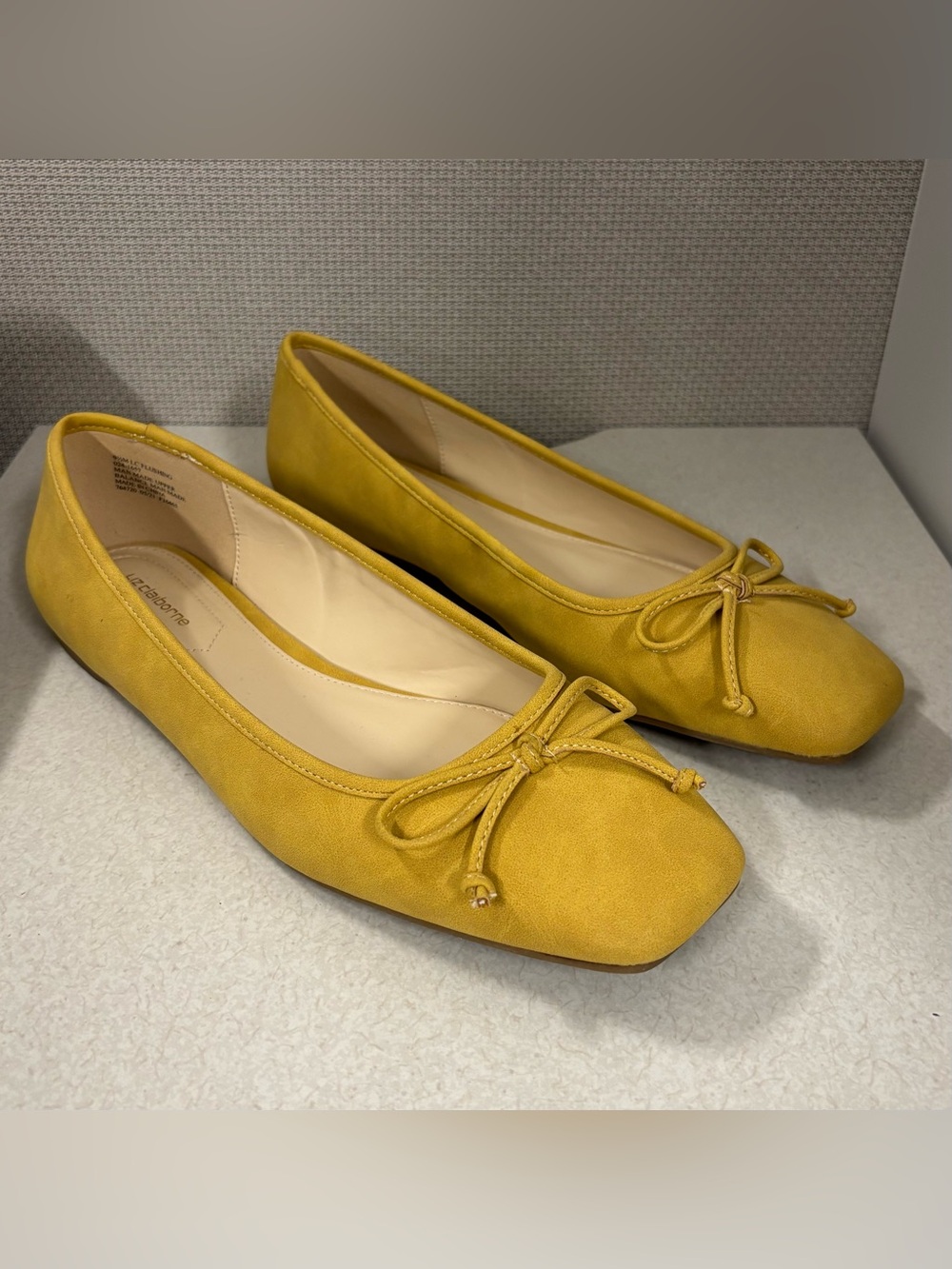 Liz Claiborne Square Toe Memory Foam Flat Shoes Size 9.5